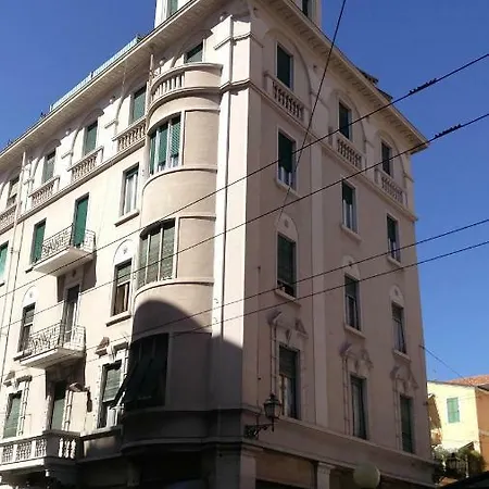 Carlo's B149c - Center - Da Carlo -